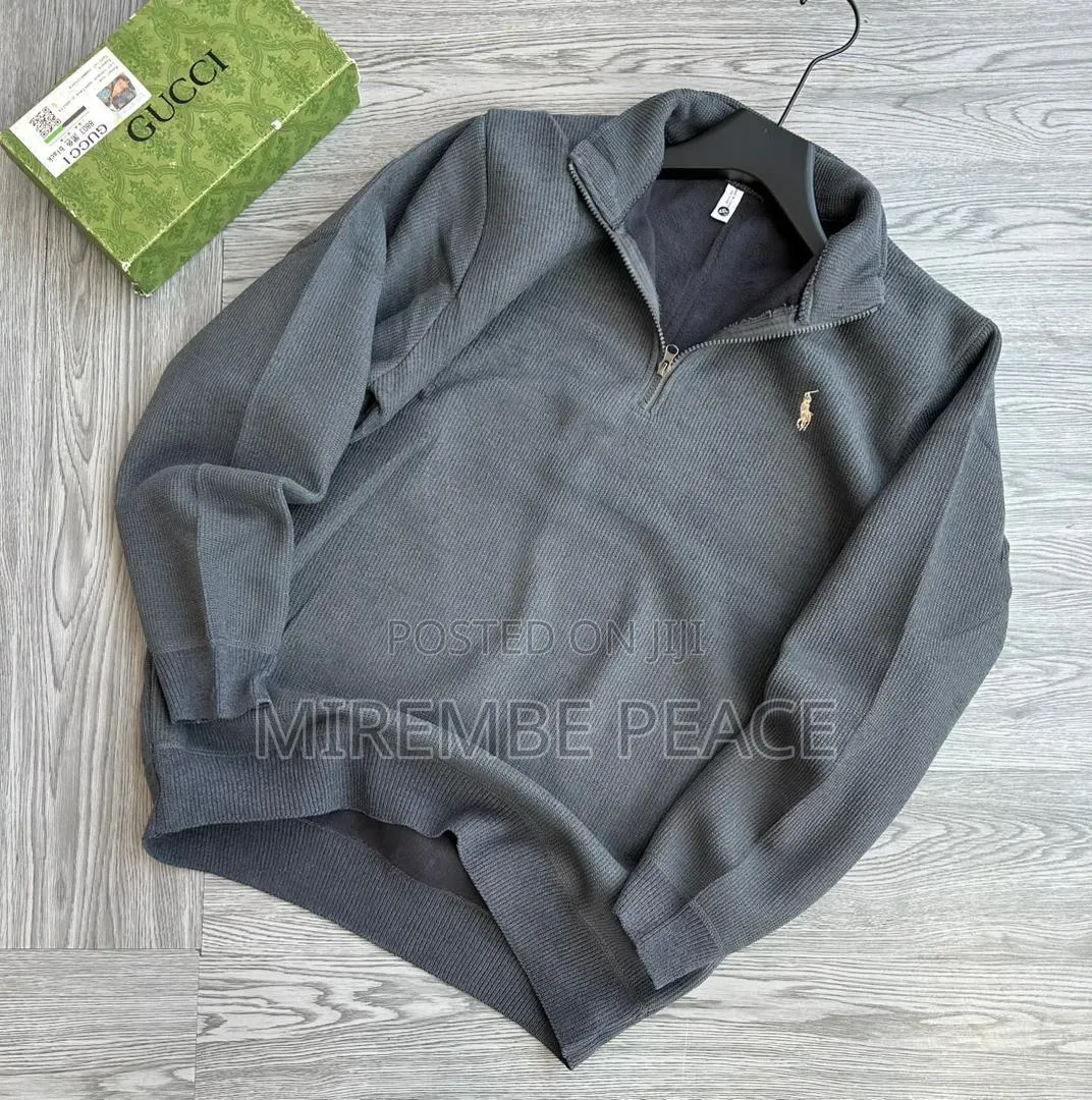 Good Quality Cotter Zipped Sweaters