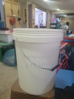 20litre Bucket With Its Cover