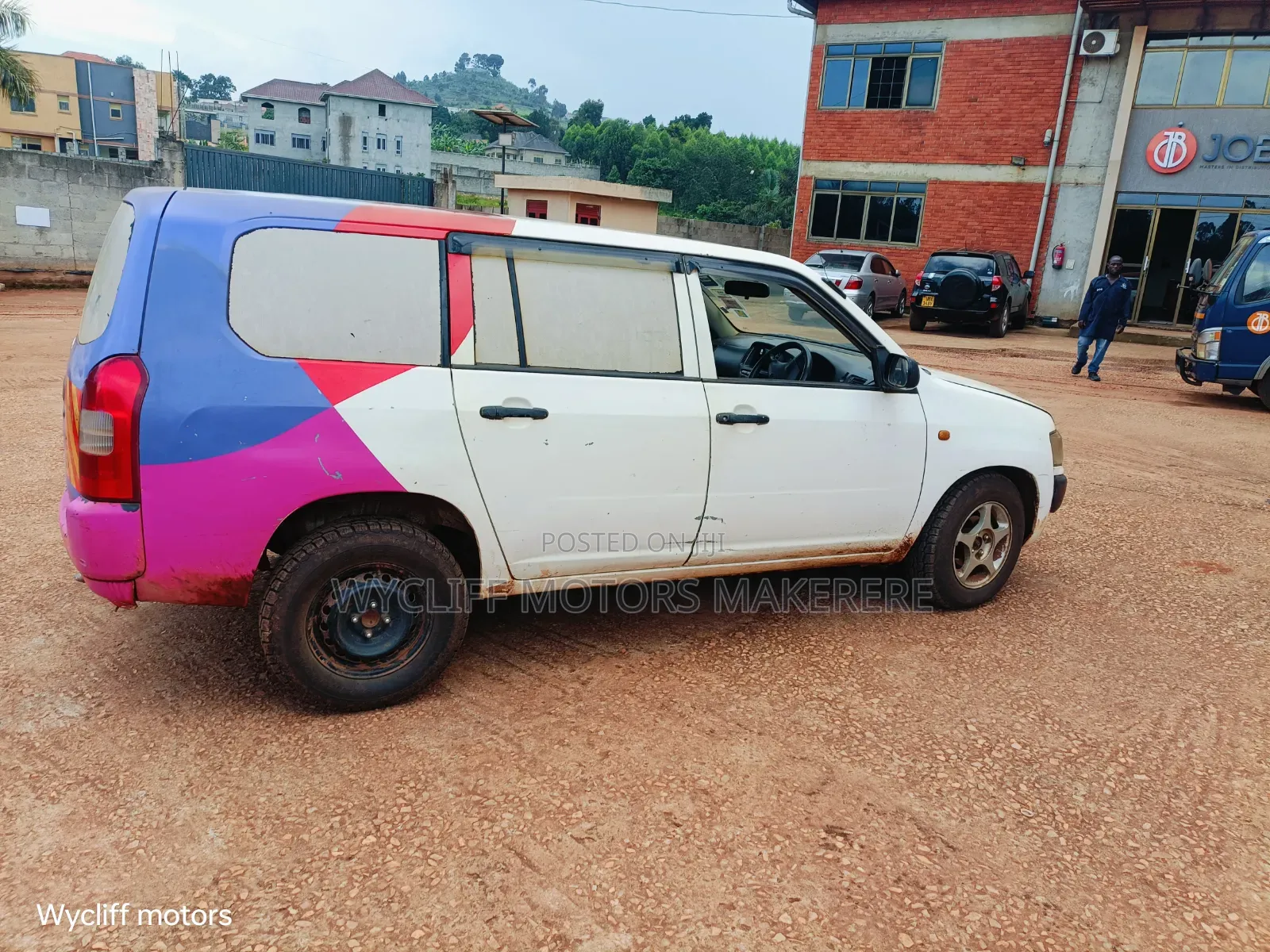 Toyota Voxy 2006 White
