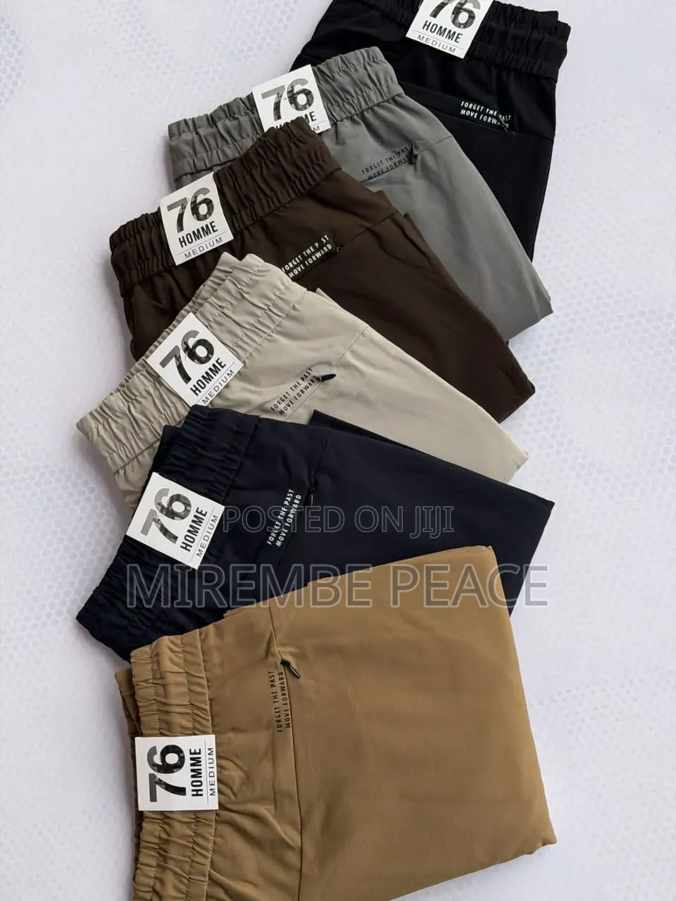 Gent's Khaki Shorts