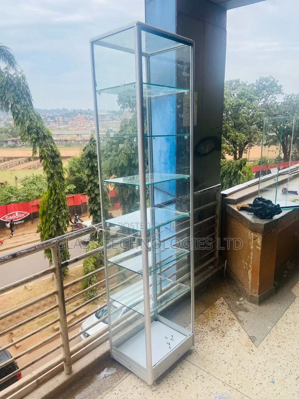 Glass Display