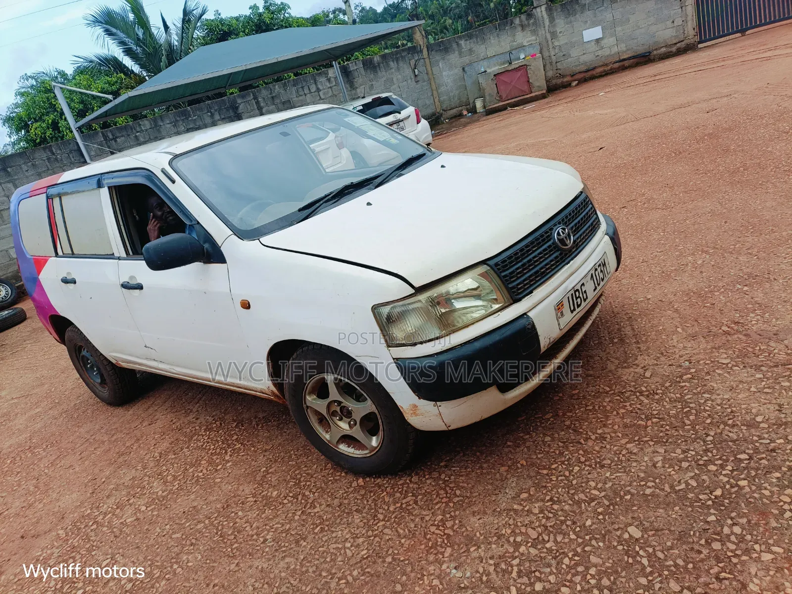 Toyota Voxy 2006 White