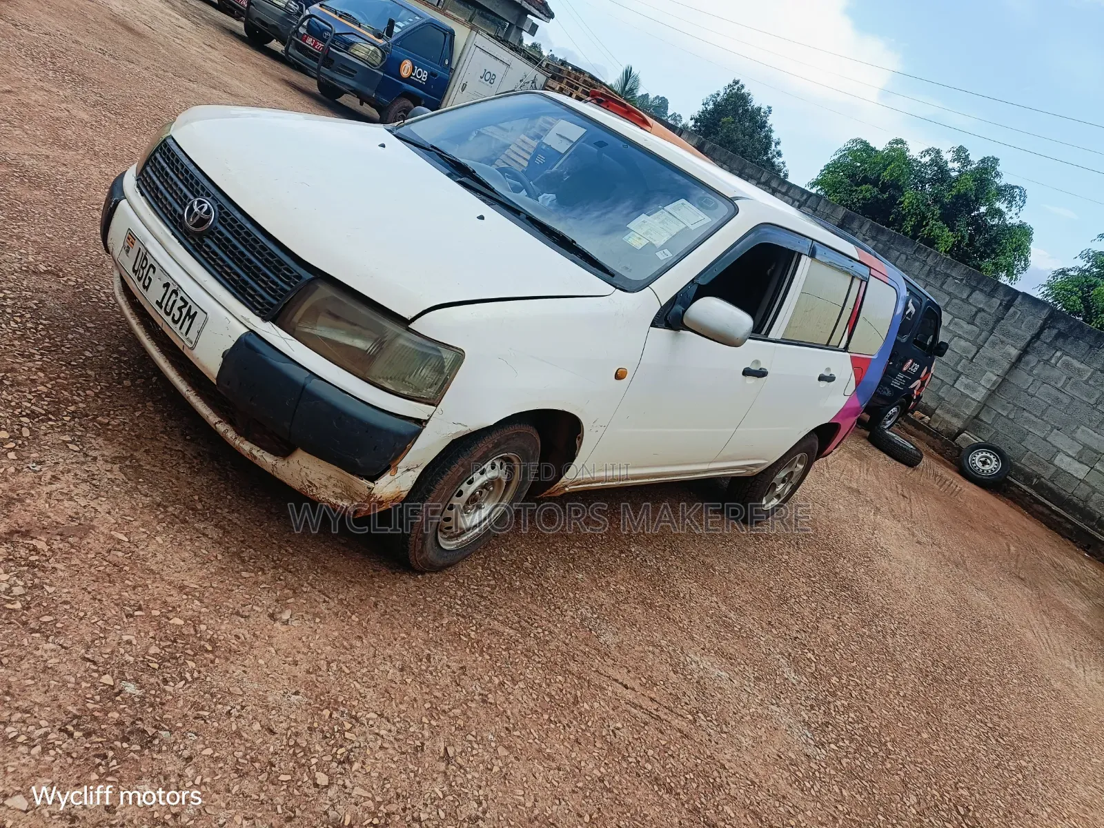 Toyota Voxy 2006 White