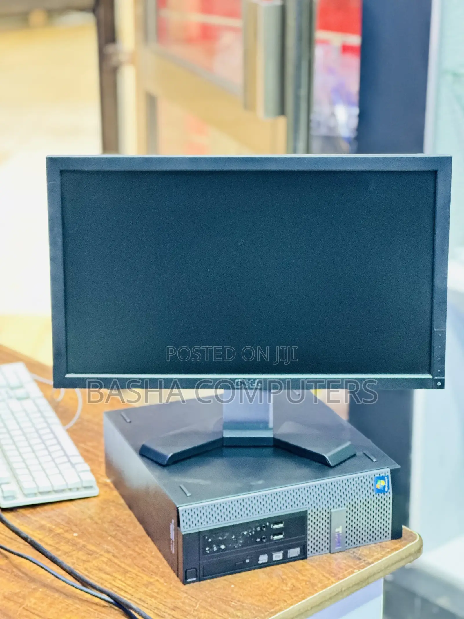 New Desktop Computer Dell OptiPlex 3050 8GB Intel Core i7 HDD+SSD 500GB