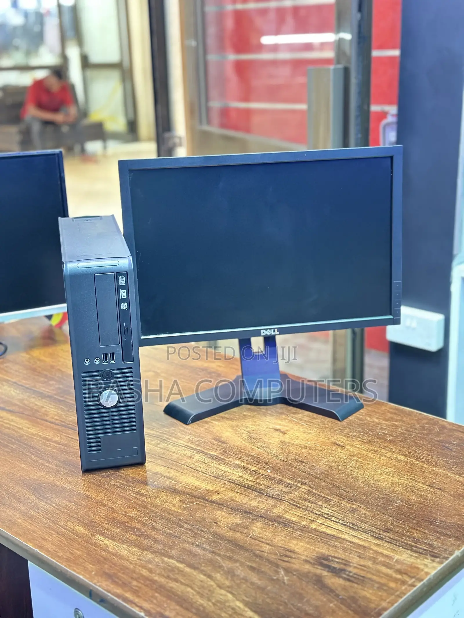 New Desktop Computer Dell OptiPlex 3050 8GB Intel Core i5 HDD+SSD 500GB