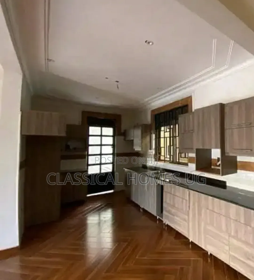 5bdrm Duplex in Kira, Central Division for rent