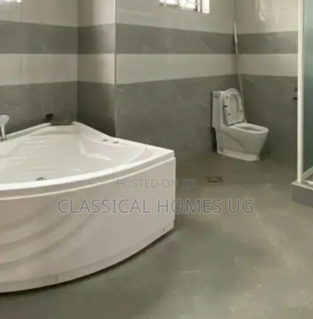5bdrm Duplex in Kira, Central Division for rent