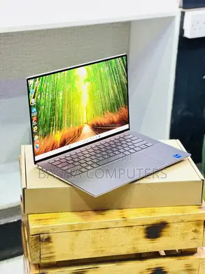 New Laptop Dell XPS 15 9510 16GB Intel Core i7 SSD 512GB