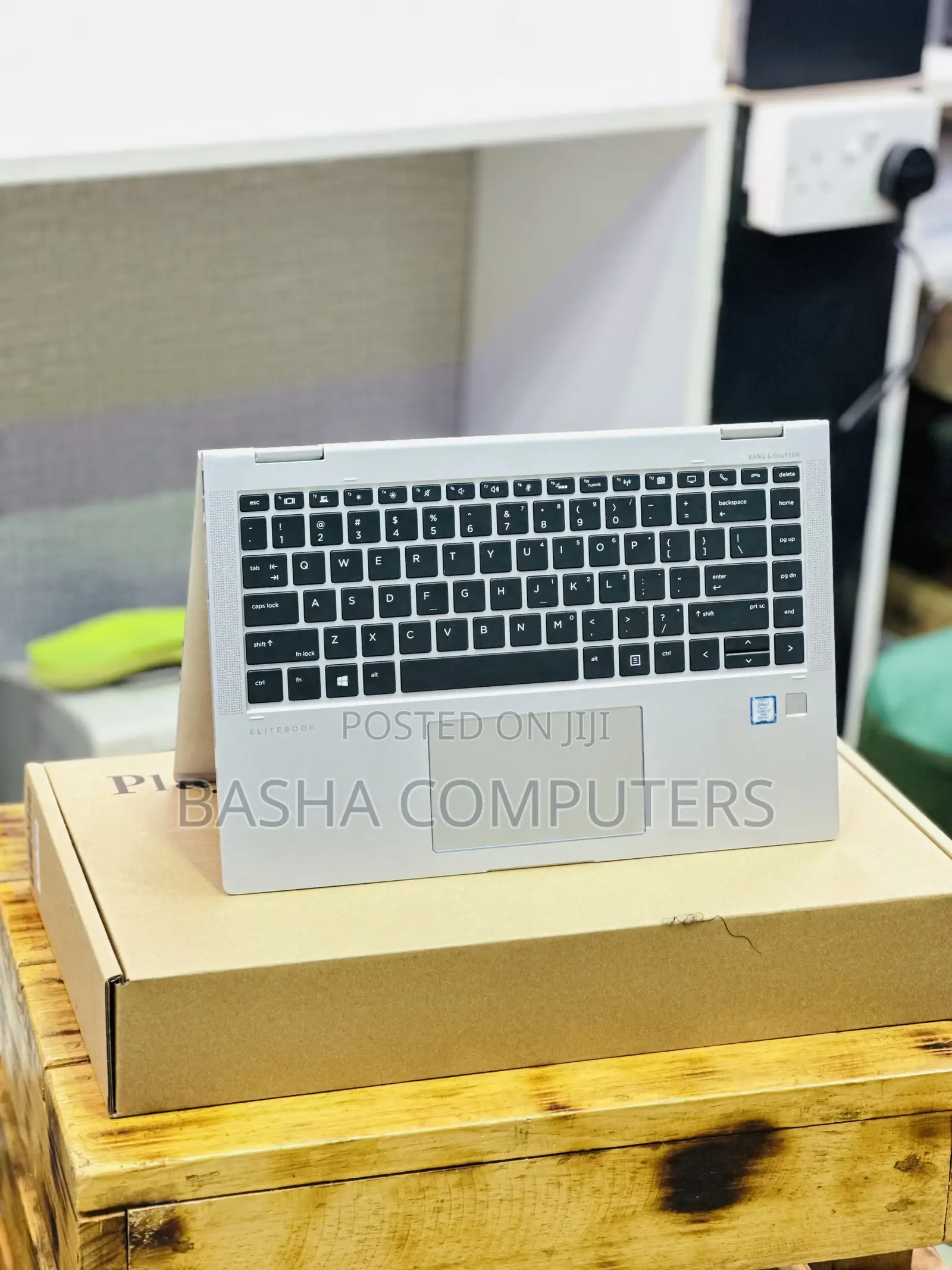 New Laptop HP EliteBook 1030 16GB Intel Core i7 SSD 512GB