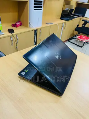 New Laptop Dell G15 5535 6GB Intel Core i7 SSD 512GB