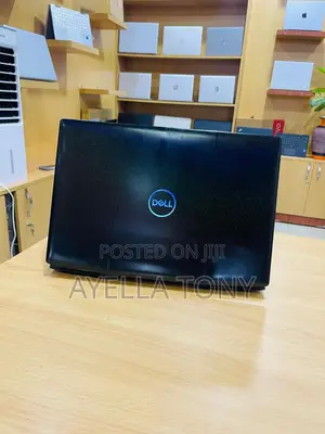New Laptop Dell G15 5535 6GB Intel Core i7 SSD 512GB