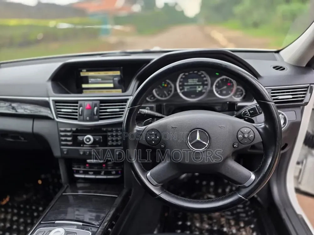 Mercedes-Benz E350 2012 White