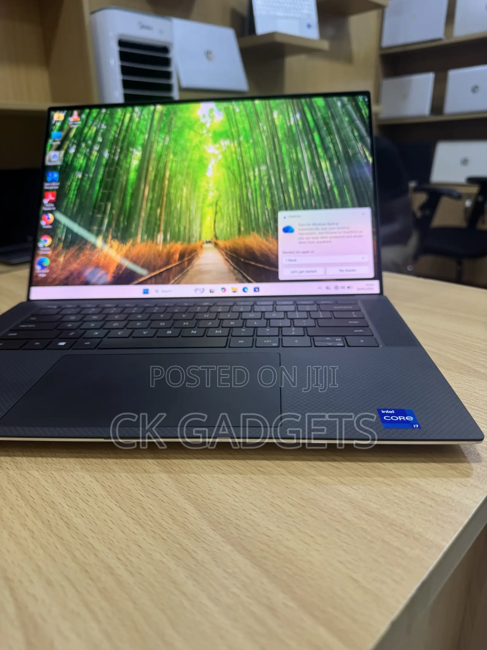 New Laptop Dell XPS 15 9510 16GB Intel Core i7 SSD 512GB