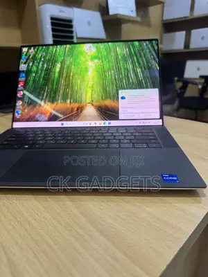 New Laptop Dell XPS 15 9510 16GB Intel Core i7 SSD 512GB