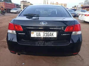 Subaru Legacy 2.5i 2011 Black