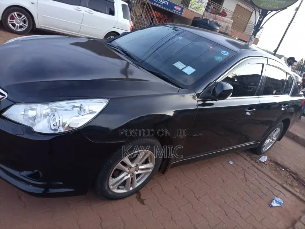 Subaru Legacy 2.5i 2011 Black
