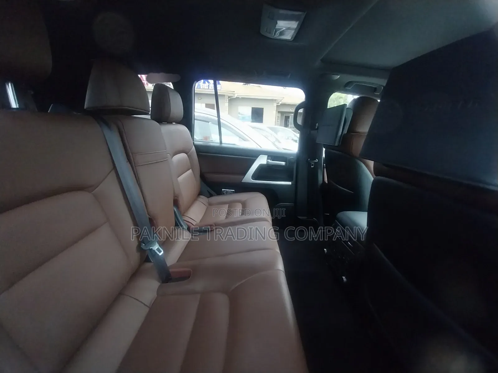 Toyota Land Cruiser 4.6 V8 ZX 2018 White