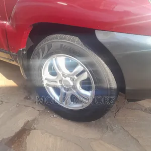 Kia Sportage 2005 Red