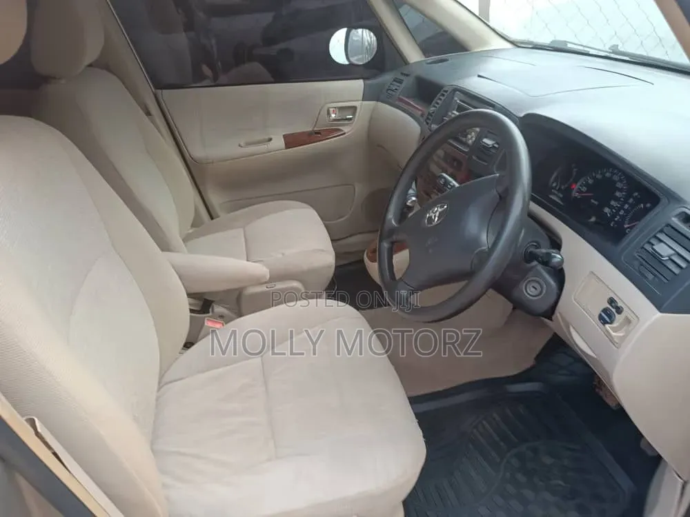 Toyota Corolla Spacio 2006 Silver