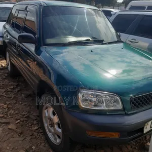 Toyota RAV4 Automatic 2000 Green