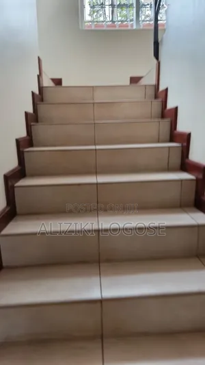 5bdrm Duplex in Lubowa, Central Division for rent