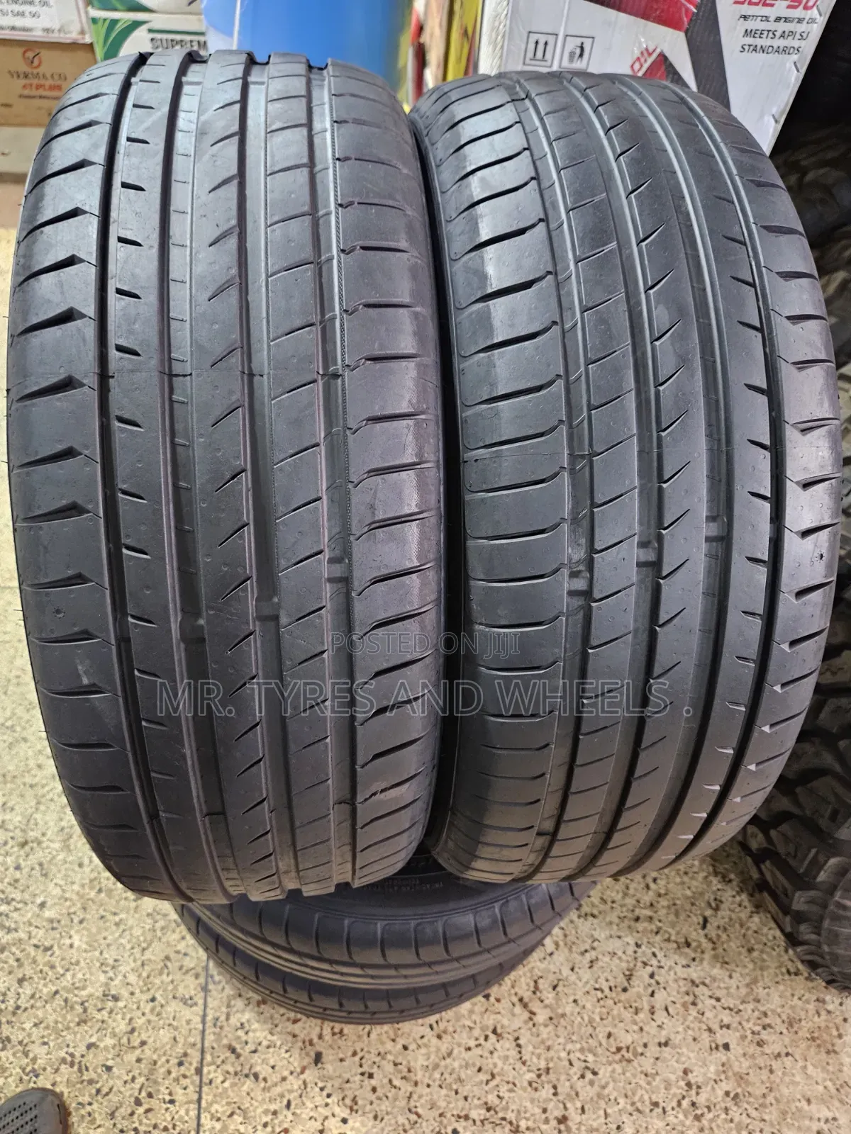 215 55 R17 Linglong Used Only 2days You Can Even Zoom Them and See.