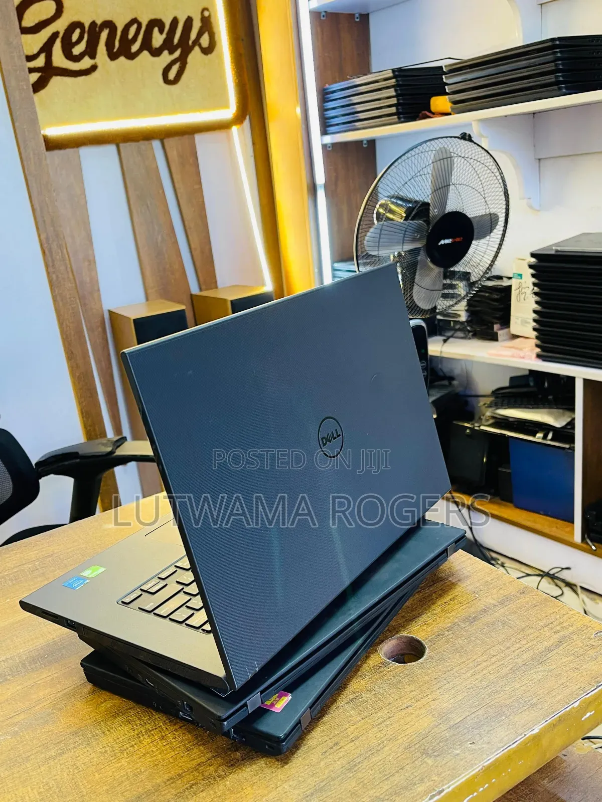 Laptop Dell Vostro 14 3000 4GB Intel Core i3 HDD 500GB