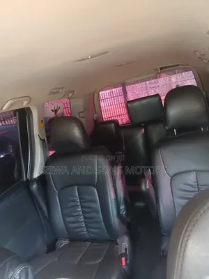 Toyota Noah 2.0 FWD (8 Seater) 2018 Silver
