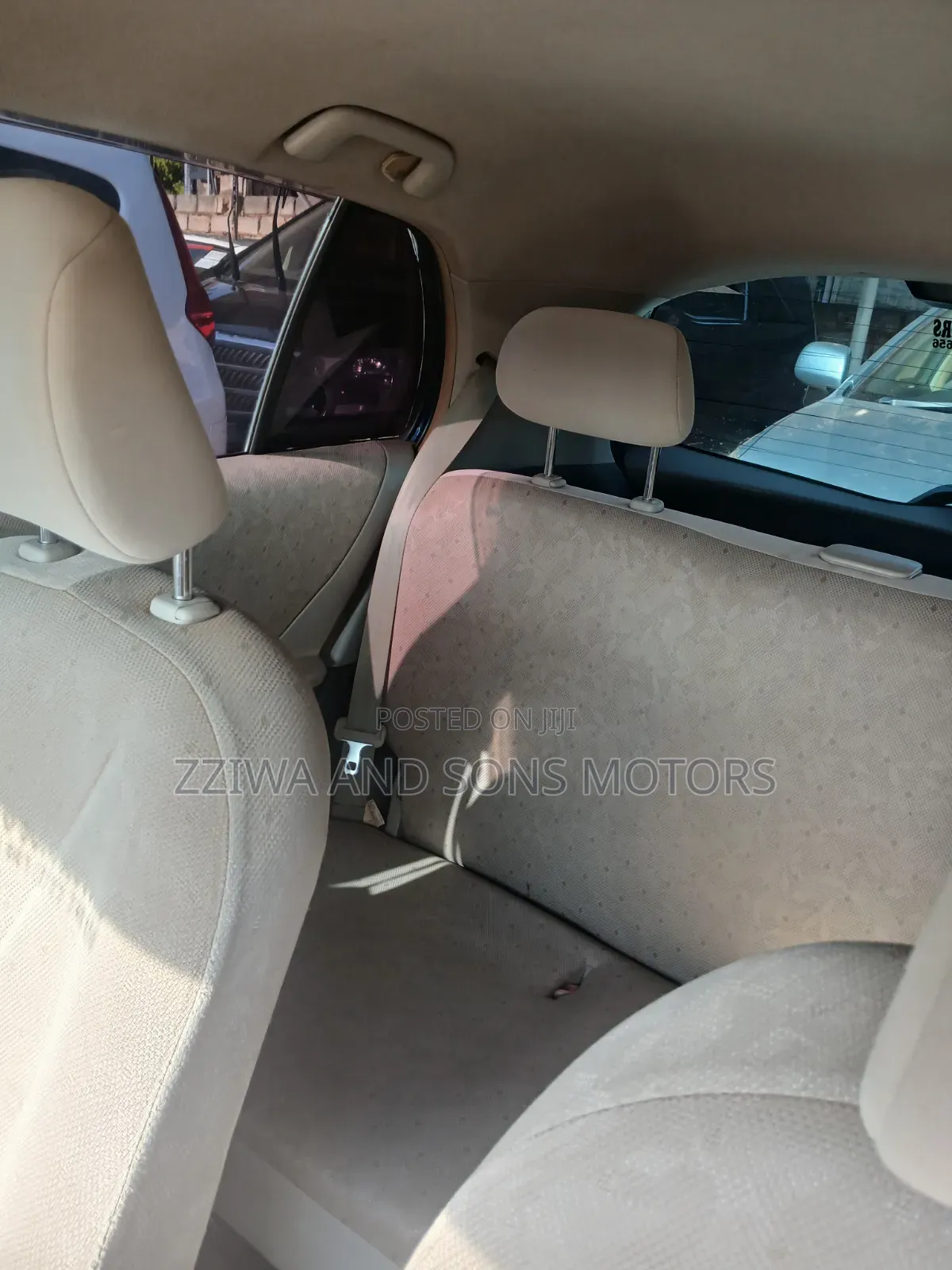 Toyota Vitz 1.5 FWD 5dr 2018 Blue