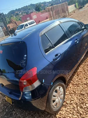 Toyota Vitz 1.5 FWD 5dr 2018 Blue