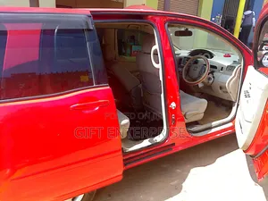Toyota Raum 2008 Red