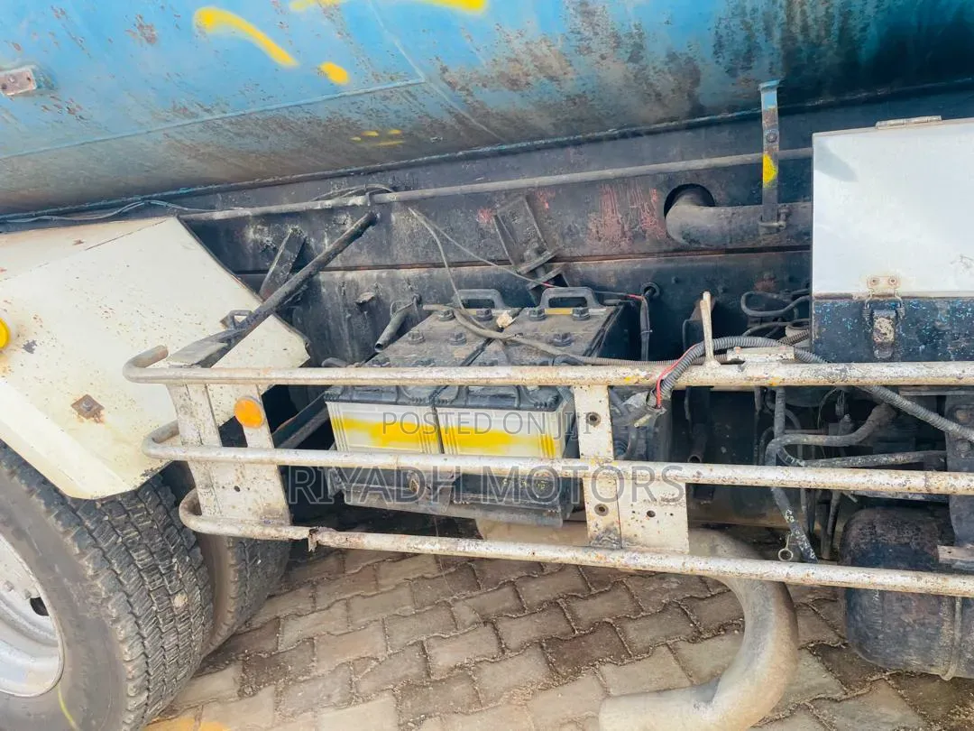 Isuzu Sewage Tank