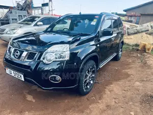 Nissan X-Trail 2.0 Petrol XE 2012 Black