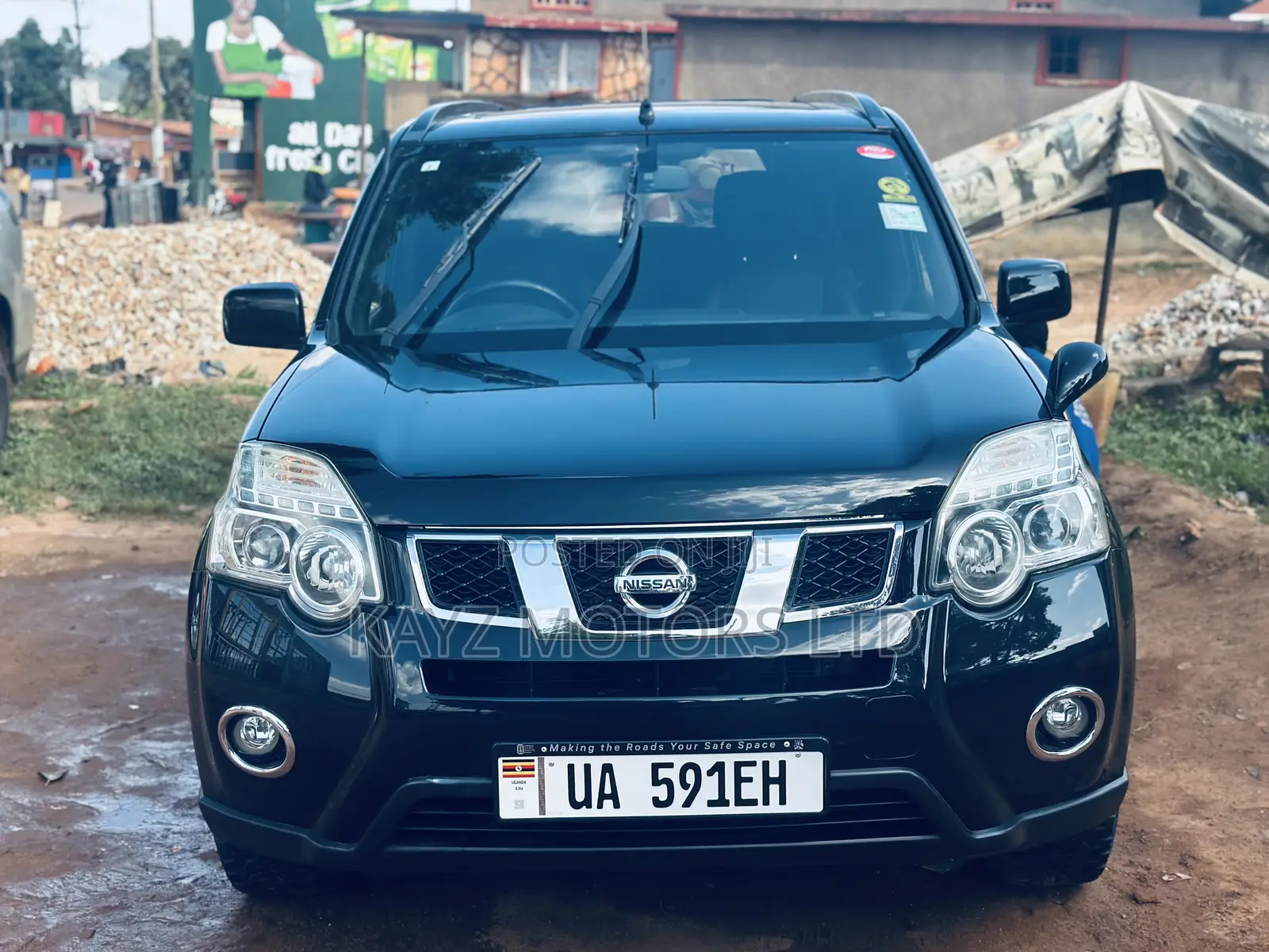 Nissan X-Trail 2.0 Petrol XE 2012 Black