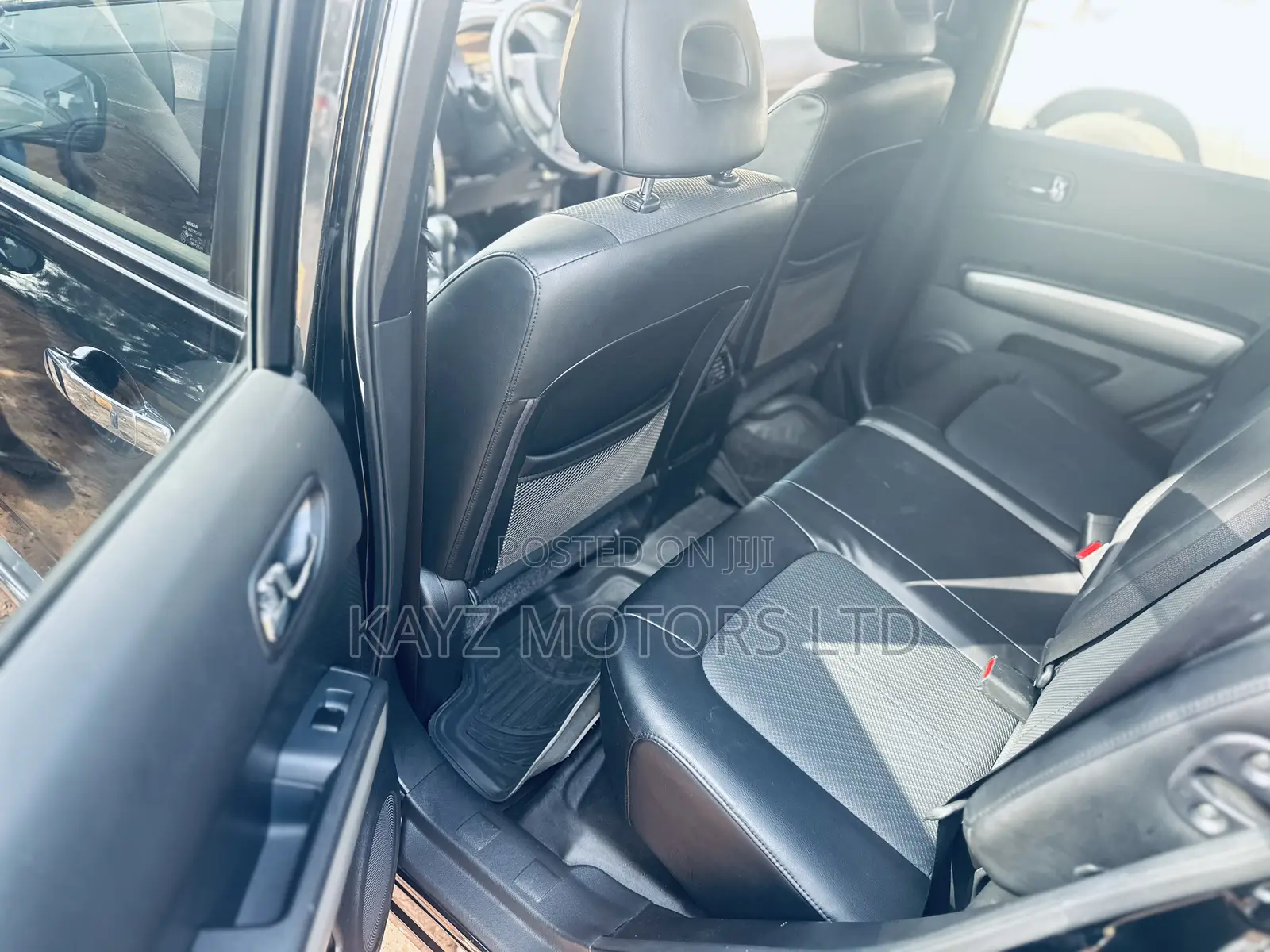 Nissan X-Trail 2.0 Petrol XE 2012 Black
