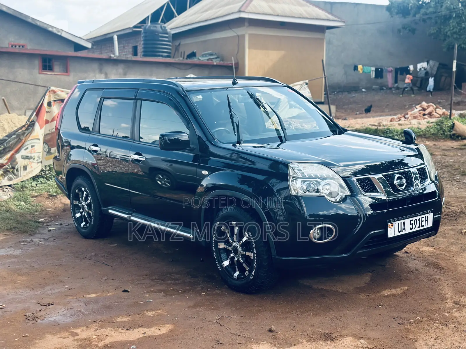 Nissan X-Trail 2.0 Petrol XE 2012 Black