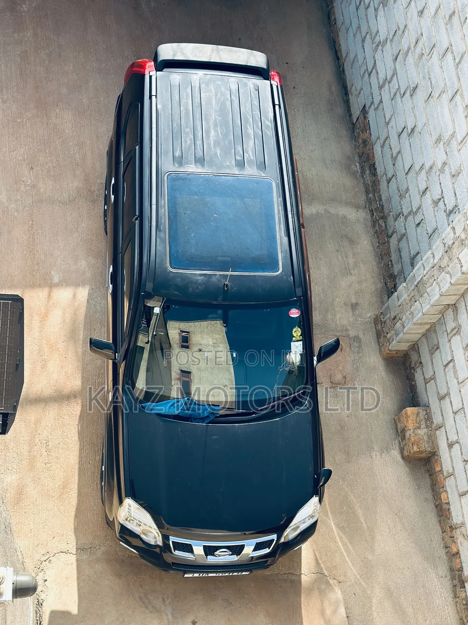Nissan X-Trail 2.0 Petrol XE 2012 Black