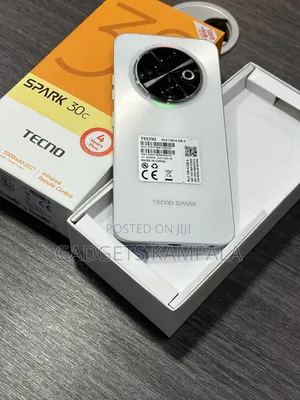 New Tecno Spark 30C 128 GB White