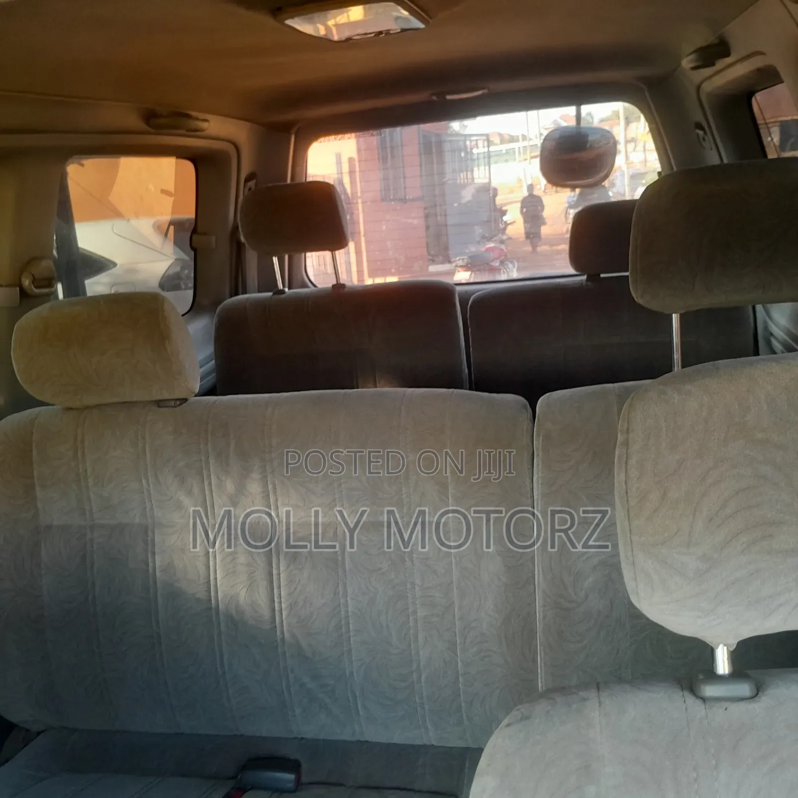 Toyota Noah 2006 White