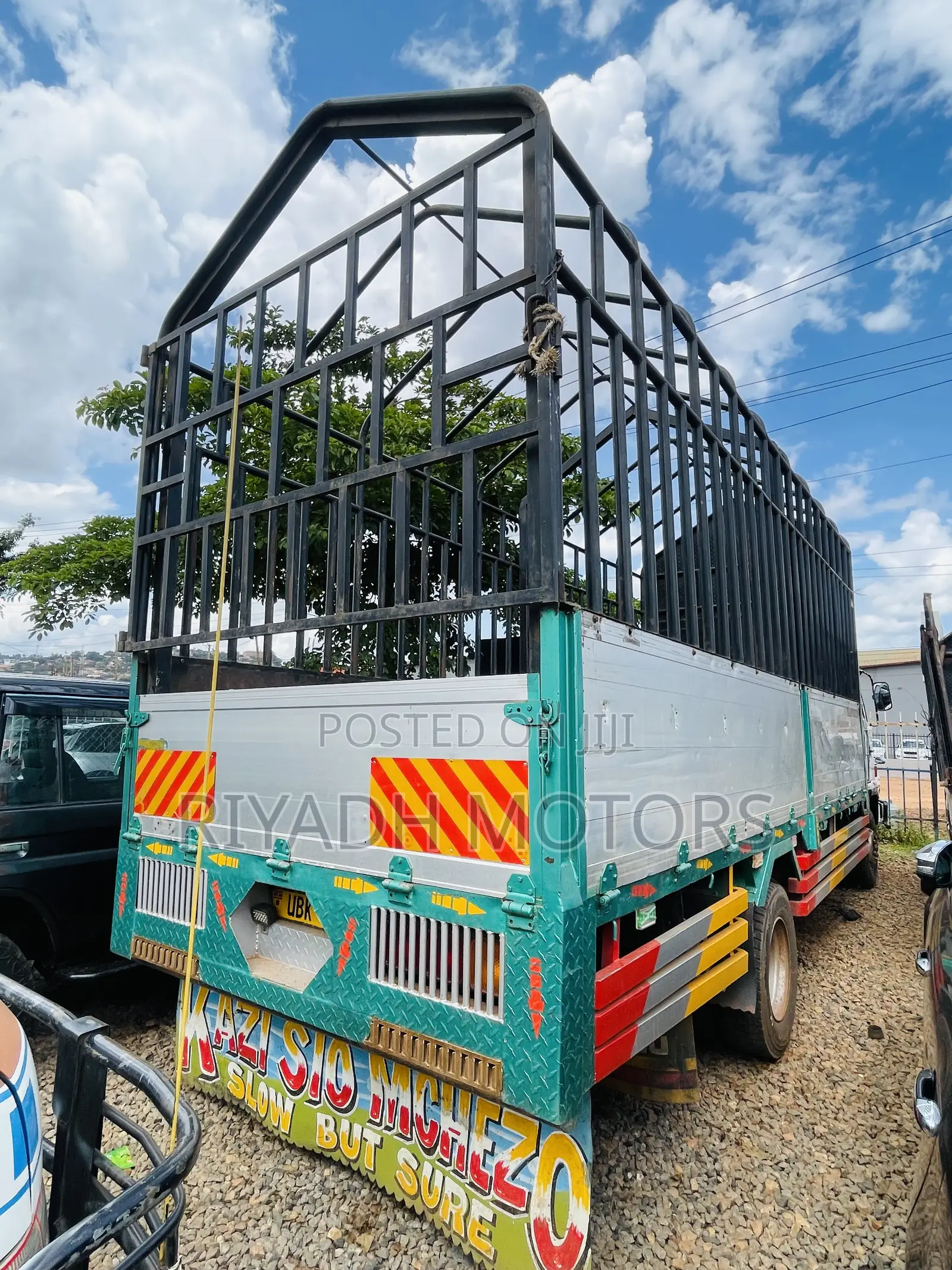 Isuzu Truck on Ubk Well Built