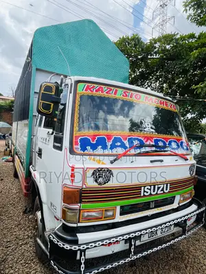 Isuzu Truck on Ubk Well Built