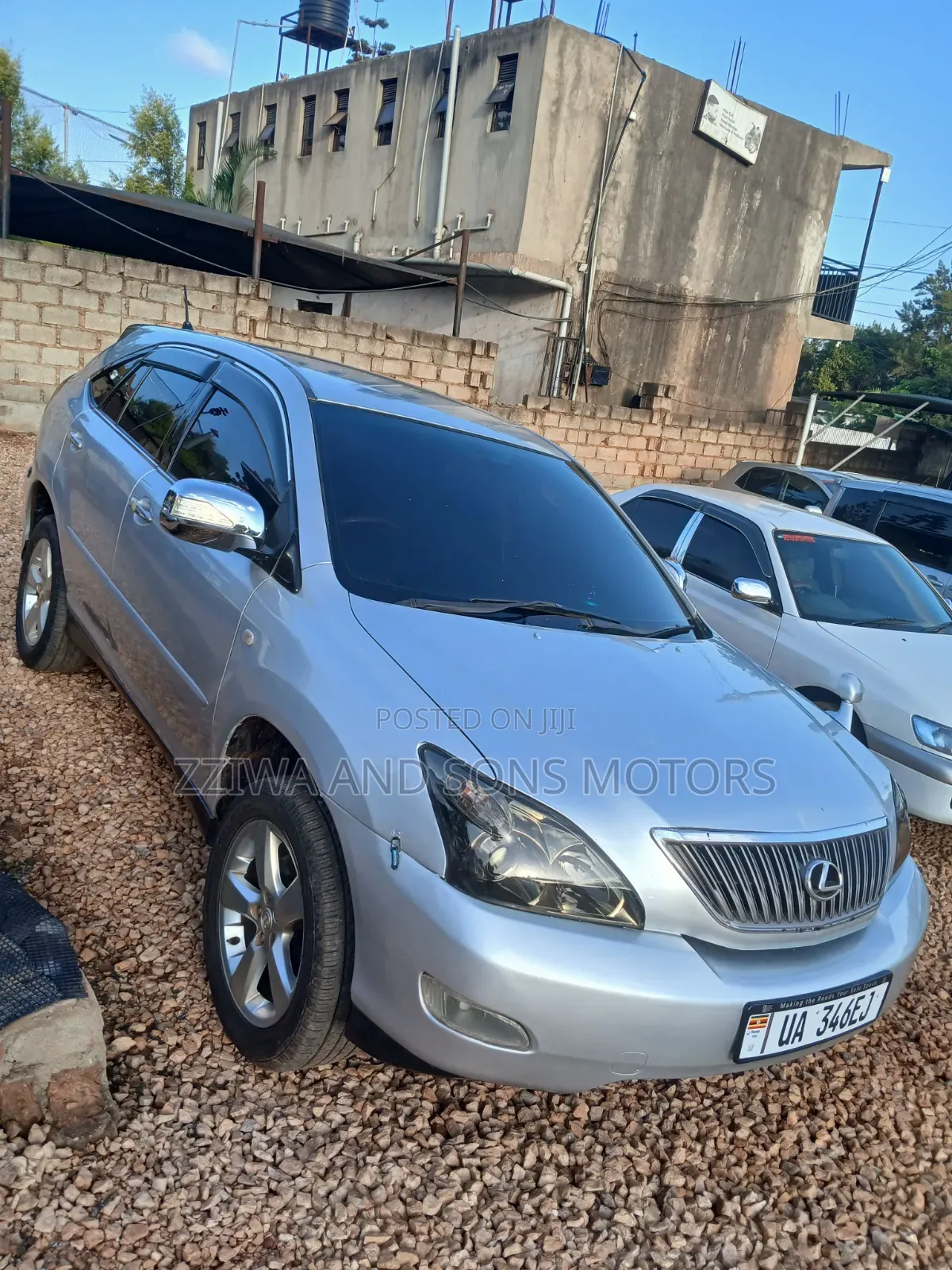 Toyota Harrier 2019 Silver