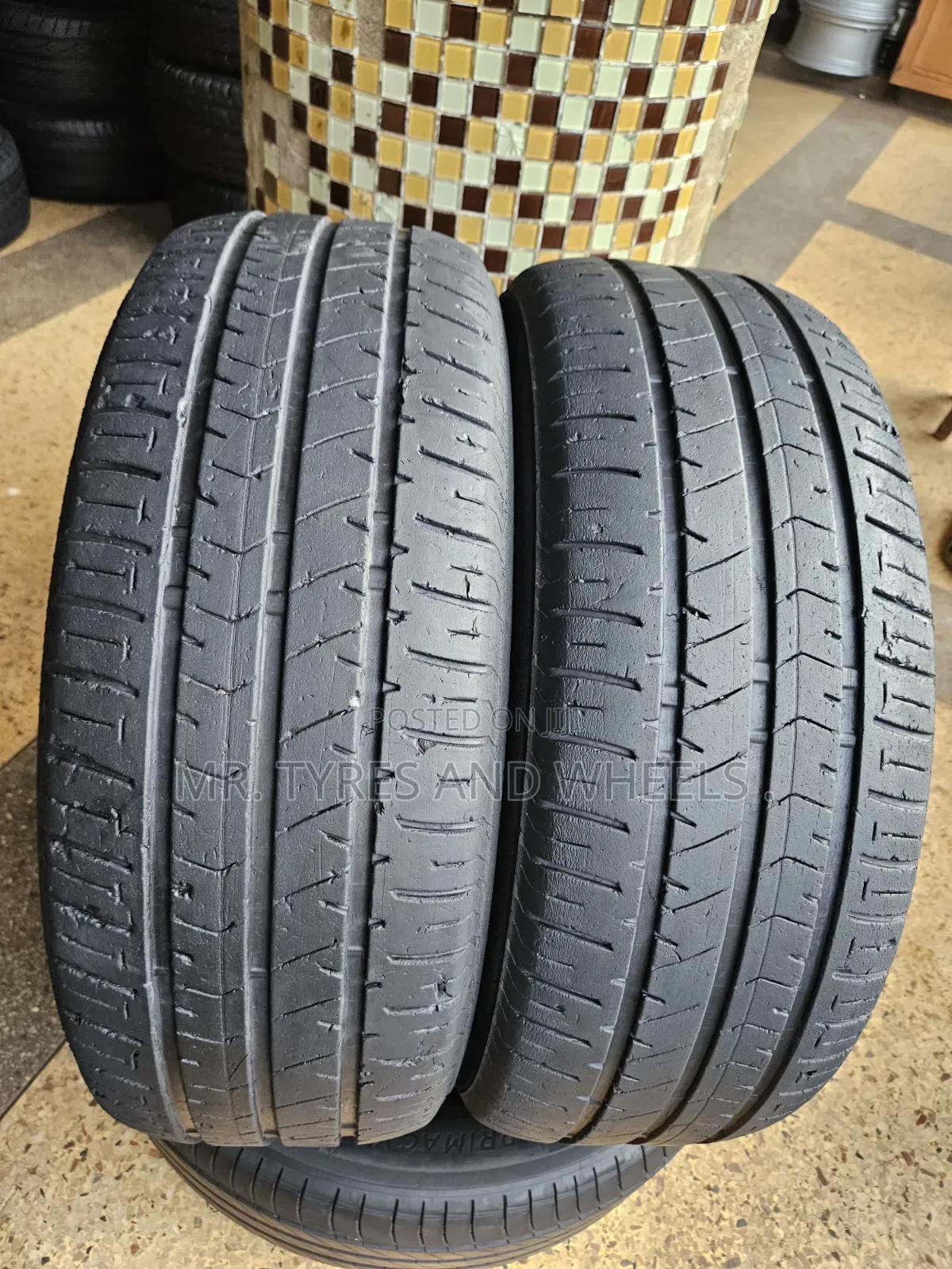 225 55 R17 Bridgestone Japan Used but Still Gd Tires.