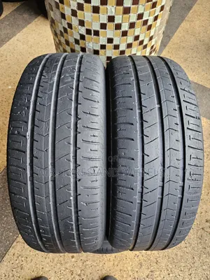 225 55 R17 Bridgestone Japan Used but Still Gd Tires.