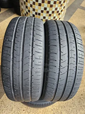 225 55 R17 Bridgestone Japan Used but Still Gd Tires.