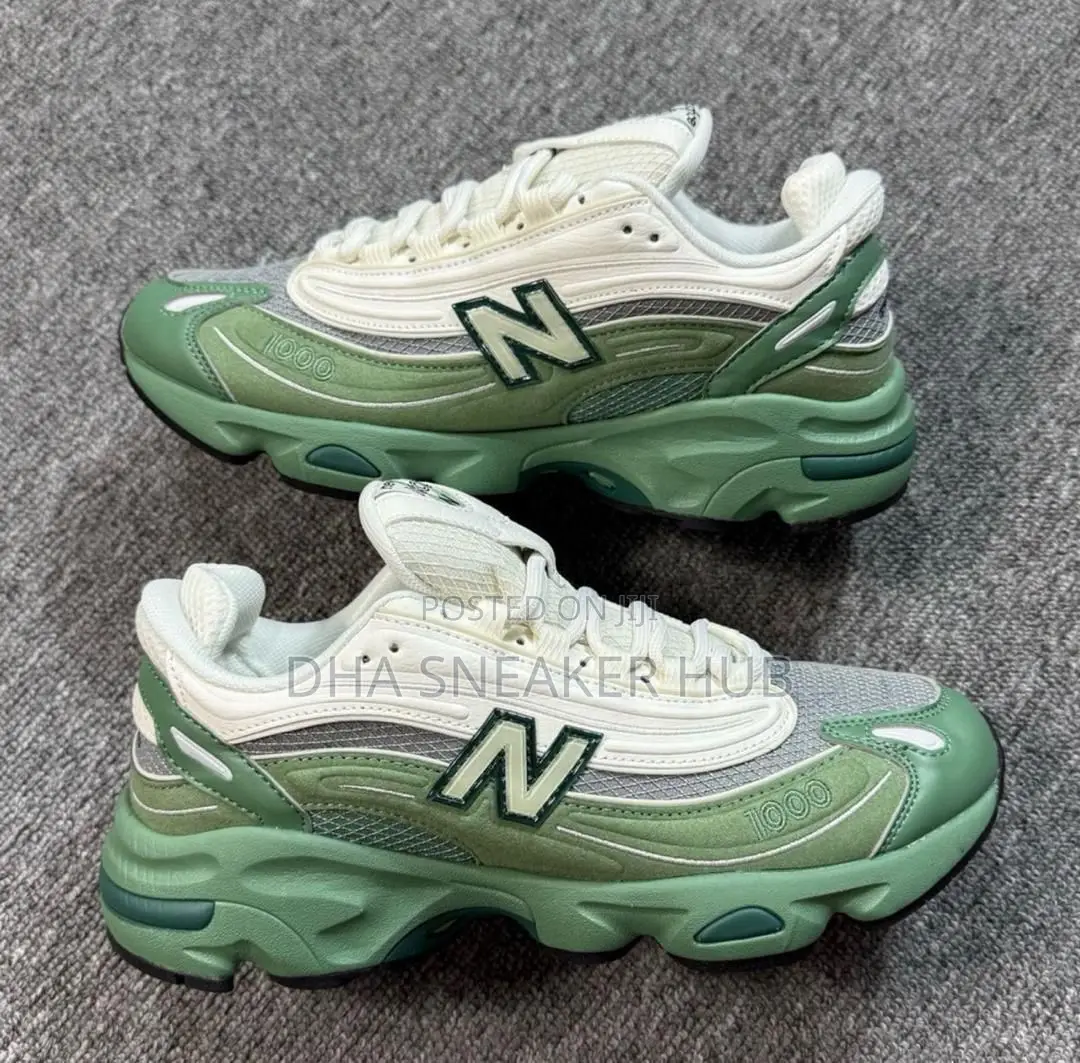 New Balance 1000 Cream, Green