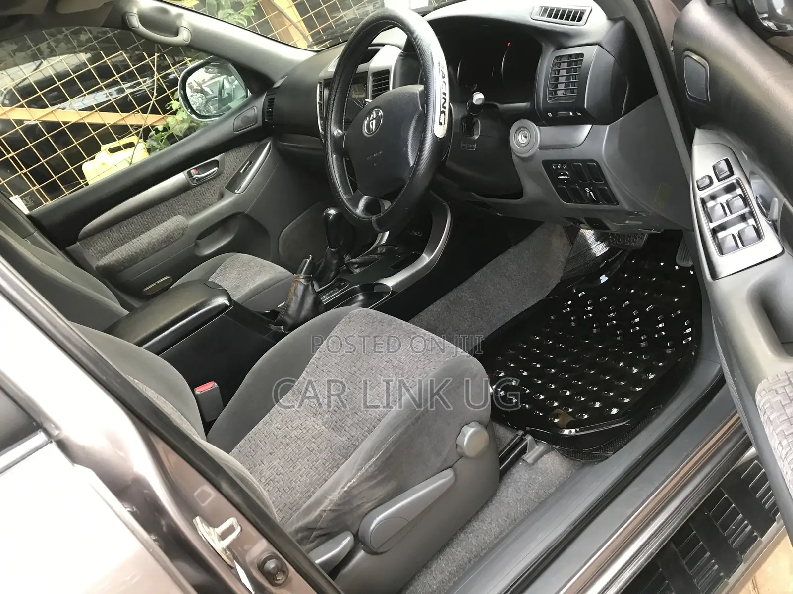 Toyota Land Cruiser Prado 2007 Gray
