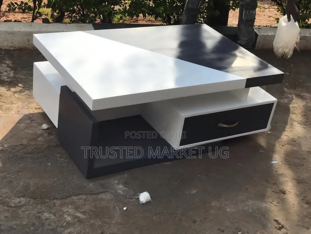 Centre Tables/Classic Center Table/Center Tables/Coffee Table/Table317