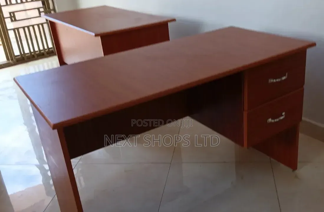 Office Table/Office Table/Officetable/Officetable/Offices Tables/T102a