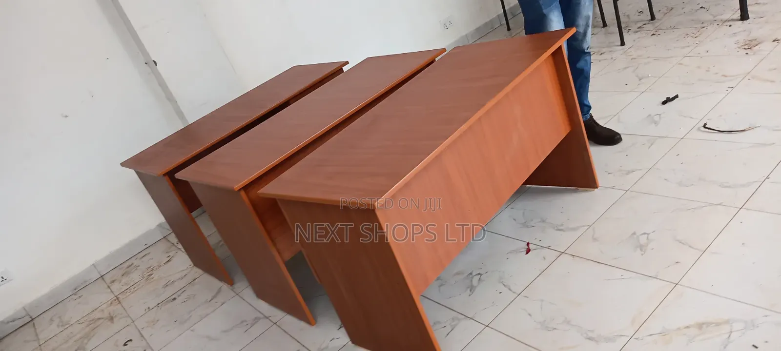 Office Table/Office Table/Officetable/Officetable/Offices Tables/T106a